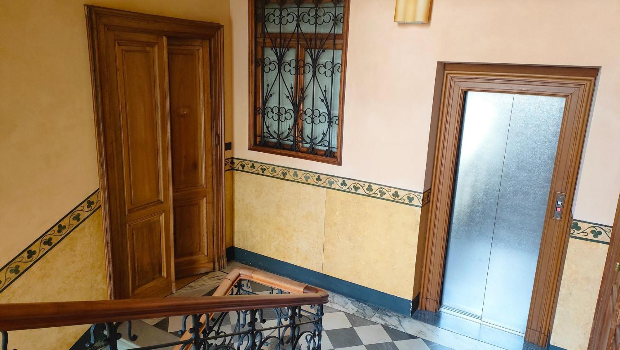 Appartamento Con Terrazzo Nel Centro Di Torino Esterno foto